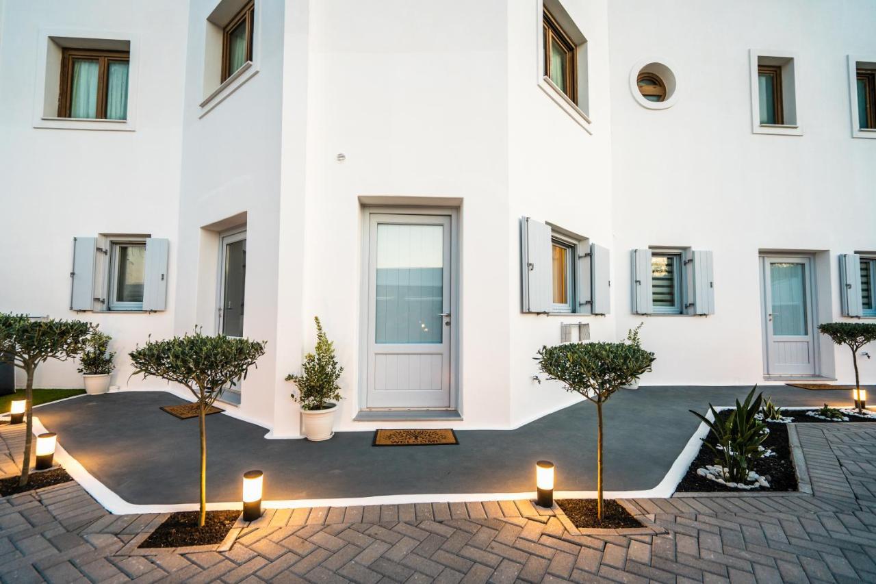 Sn Santorini Apartments Kamári Dış mekan fotoğraf