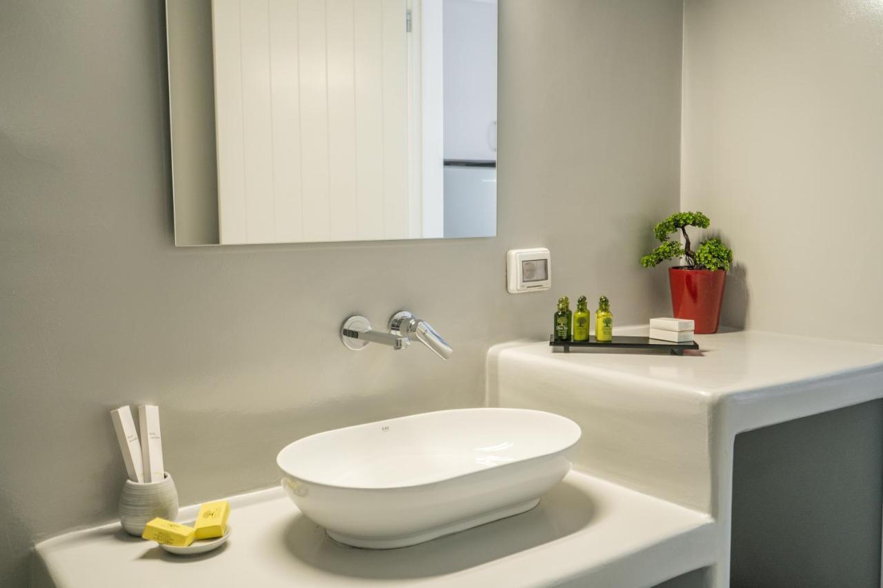 Sn Santorini Apartments Kamári Dış mekan fotoğraf